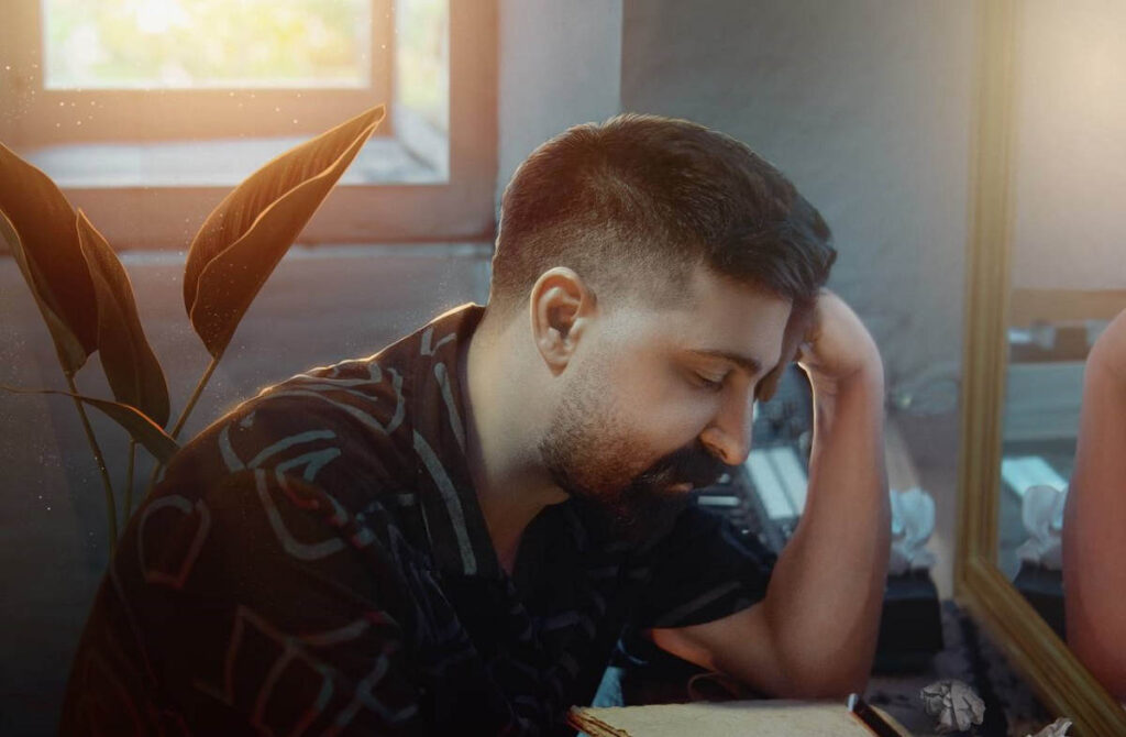 آهنگ در کوی تو آزاده ام لیلا مرا رسوا نکن