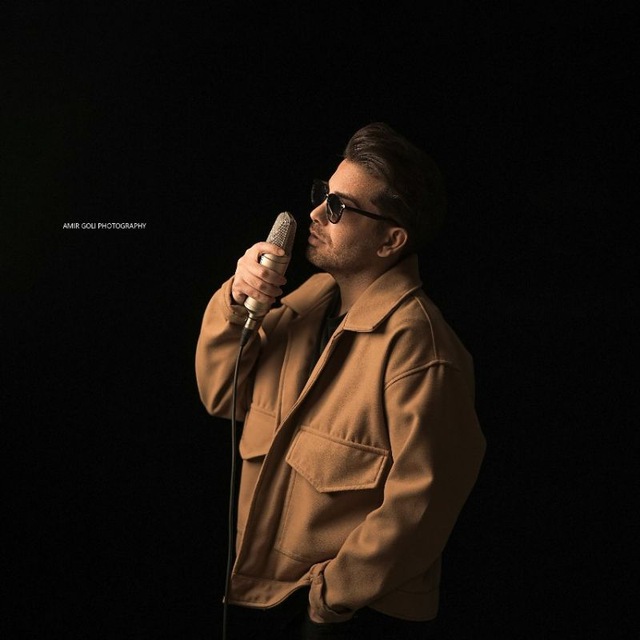 آهنگ دیوانه خانه از فرشاد آزادی