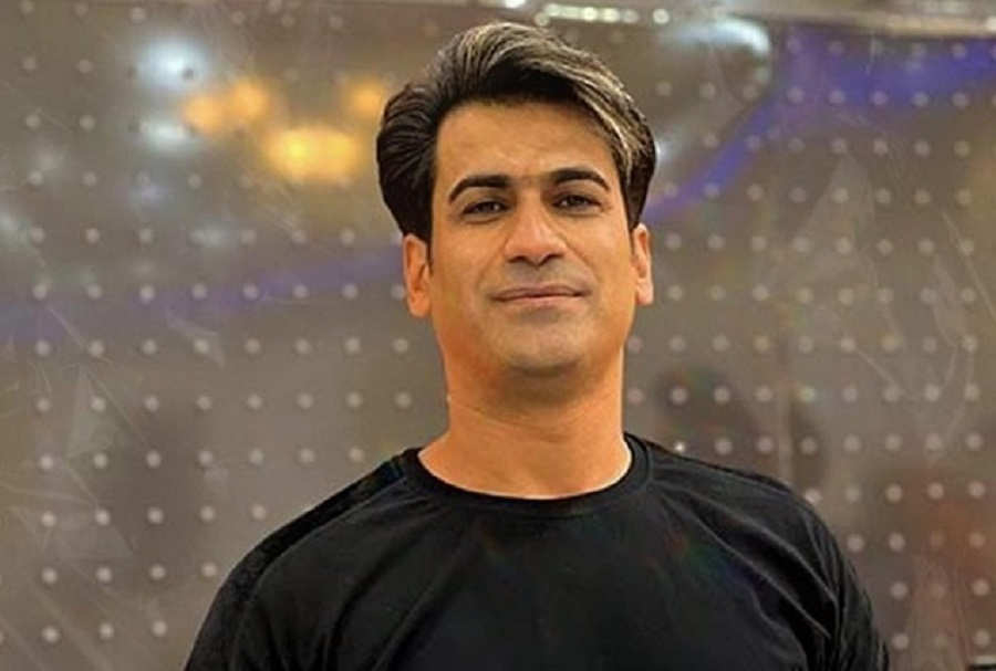 آهنگ میشینم تو جمع رفیقان از مسلم فتاحی