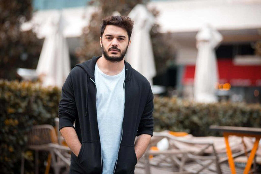 آهنگ içimdeki duman از الیاس یالچینتاش
