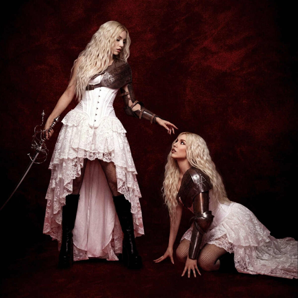 آهنگ Out Of Your Mind از Ava Max