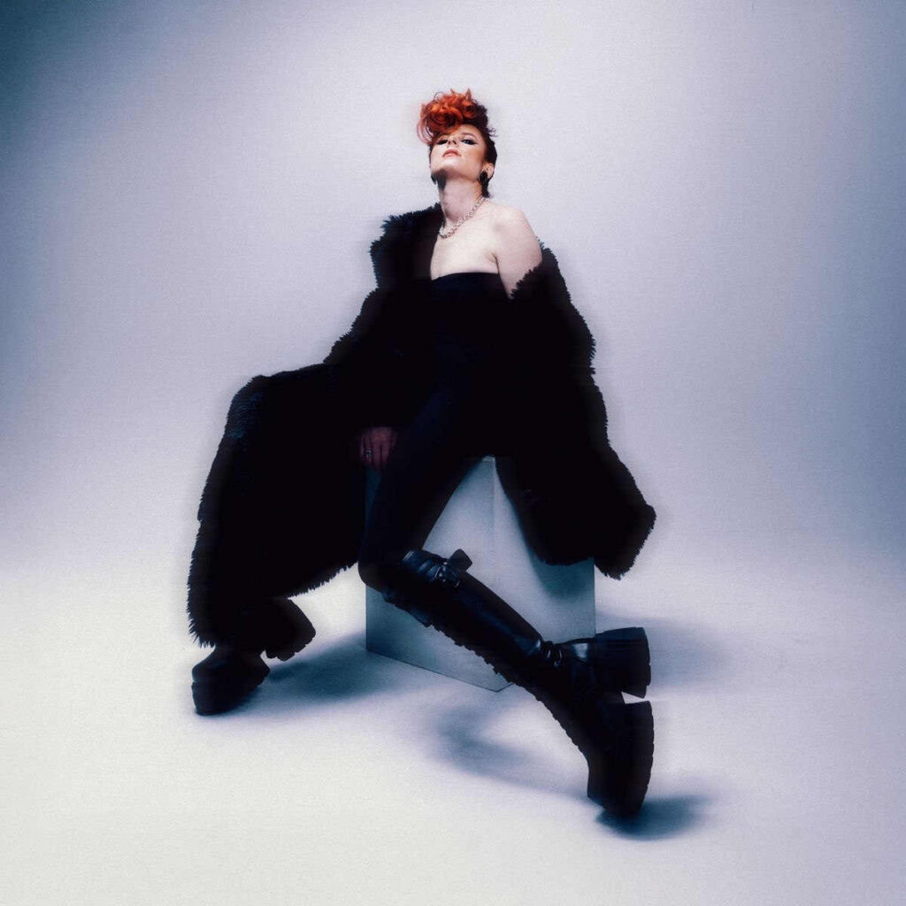 آهنگ When I'm Dancing از Kiesza