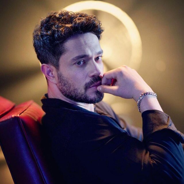 آهنگ Yara Tuz از Murat Boz