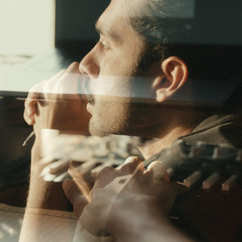 آهنگ فاصله از حامیم